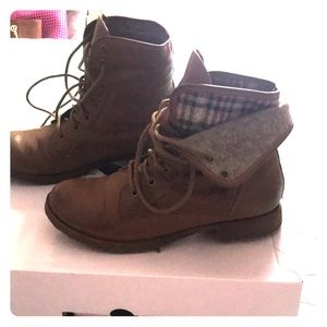 Brown boots